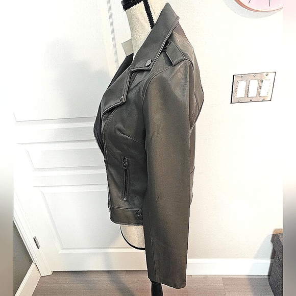 🔥Lucky Brand NWT Gray Vegan Leather Moto Asymmetrical Zipper Closure Jacket 🖤 - Picture 8 of 16